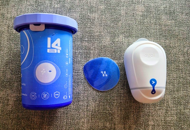 Jako zanimljivo pakiranje lijevo i inserter desno.