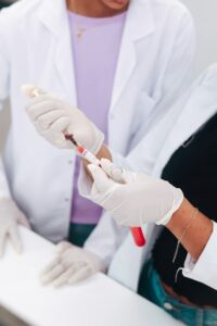 testiranje krvi doktor